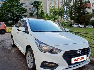 2017 Hyundai Solaris II, белый, 850000 рублей, вид 2