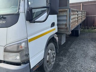 2013 Fuso (Mitsubishi) Canter, белый, 2300000 рублей, вид 2