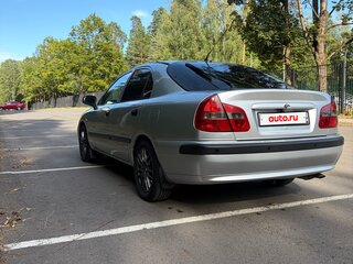 2002 Mitsubishi Carisma I Рестайлинг, серебристый, 290000 рублей, вид 4