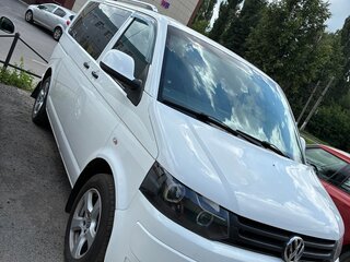 2013 Volkswagen Caravelle T5 Рестайлинг, белый, 1700000 рублей, вид 2