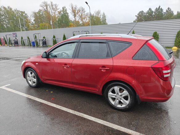 2009 Kia Ceed I, красный - вид 3