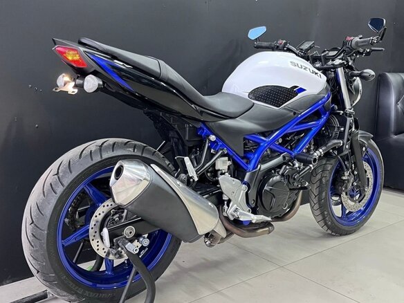 2019 Suzuki SV 650, белый, 565000 рублей