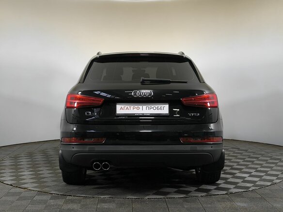 2017 Audi Q3 I (8U) Рестайлинг, чёрный, 1690000 рублей - вид 4