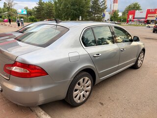 2009 Skoda Superb II, серый, 1000000 рублей, вид 3