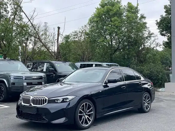 2023 BMW 3 серии Long 320Li VII (G2x) Рестайлинг, чёрный, 3180040 рублей - вид 1