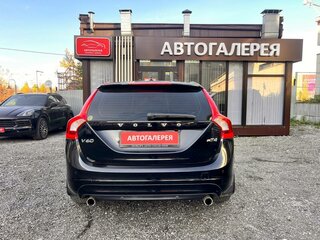 2013 Volvo V60 I, чёрный, 1070000 рублей, вид 4