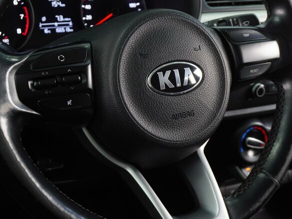 2017 Kia Rio IV, серебристый, 1249000 рублей - вид 13