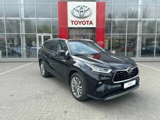 2026 Toyota Highlander IV (XU70), чёрный, 5750000 рублей, вид 3