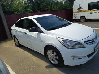 2014 Hyundai Solaris I Рестайлинг, белый, 570000 рублей, вид 4