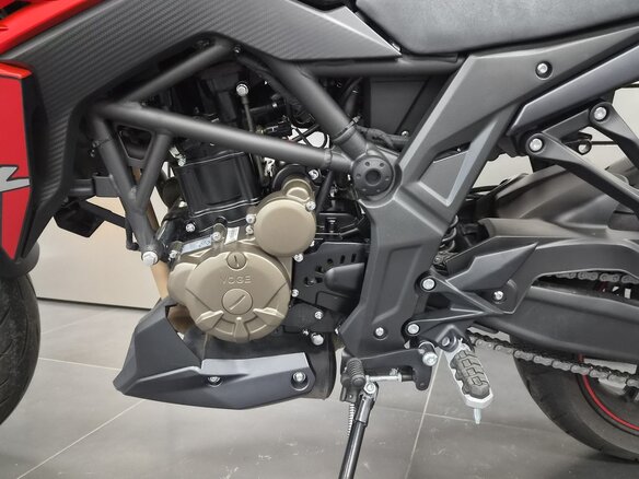 2026 Voge 300R, чёрный, 305000 рублей - вид 11