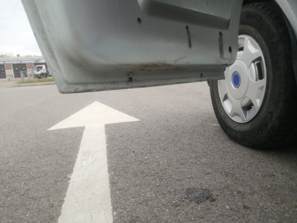 2009 Ford Transit, серебристый, 1100000 рублей - вид 10