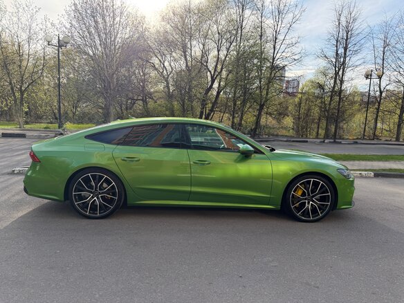 2018 Audi A7 55 TFSI II (4K), зелёный, 4490000 рублей - вид 3