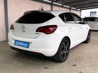 2010 Opel Astra J, белый, 729000 рублей, вид 5