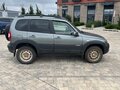 2018 Chevrolet Niva I Рестайлинг, серый, 750000 рублей - вид 4