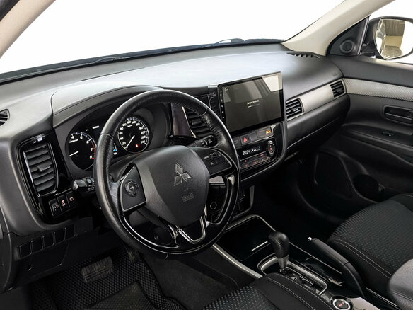 2018 Mitsubishi Outlander III Рестайлинг 2, серый, 1825000 рублей - вид 14