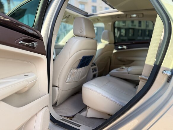 2011 Cadillac SRX II, золотистый, 1350000 рублей - вид 16