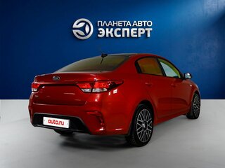 2017 Kia Rio IV, красный, 1220000 рублей, вид 4