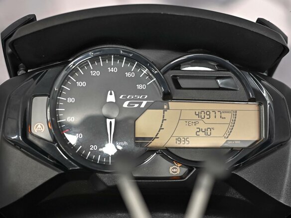 2016 BMW C 650 GT, белый, 669000 рублей - вид 8