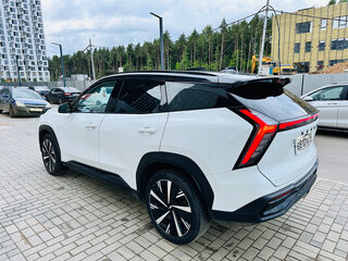 2023 Geely Atlas II, белый, 2700000 рублей, вид 4