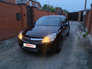 2011 Opel Astra H Рестайлинг, чёрный, 450000 рублей, вид 1