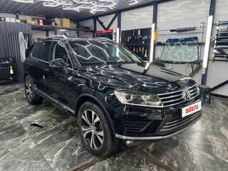 2015 Volkswagen Touareg II Рестайлинг, чёрный, 2950000 рублей, вид 1