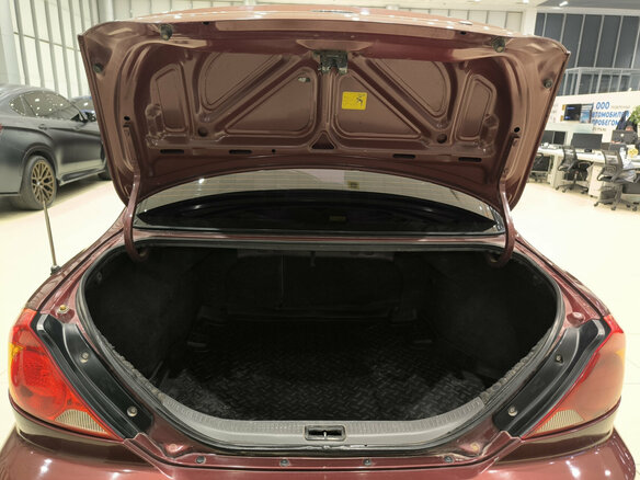 2006 Kia Spectra I Рестайлинг 2, красный, 240000 рублей - вид 9