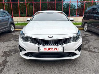 2019 Kia Optima IV Рестайлинг, белый, 2050000 рублей, вид 3