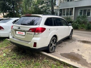 2011 Subaru Outback IV, белый, 1045000 рублей, вид 4