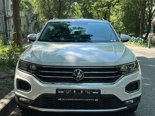 2022 Volkswagen T-Roc I (China Market), белый, 2500000 рублей, вид 3
