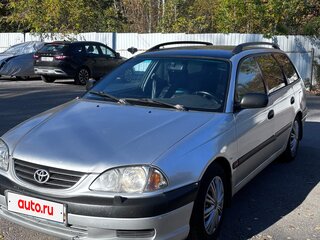 2001 Toyota Avensis I Рестайлинг, серебристый, 300000 рублей, вид 1