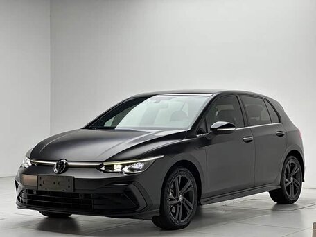 Volkswagen Golf VIII