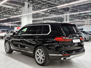 2019 BMW X7 40i I (G07), чёрный, 6149000 рублей, вид 4