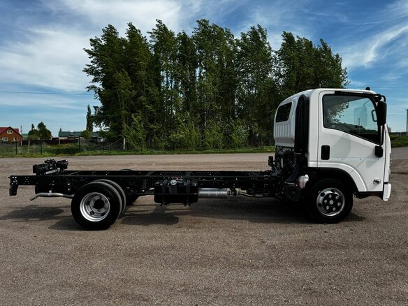2024 Isuzu Elf (N-series), белый - вид 10
