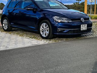 2017 Volkswagen Golf VII Рестайлинг, синий, 1420000 рублей, вид 4