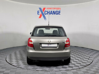 2010 Skoda Fabia II Рестайлинг, серый, 429000 рублей, вид 5