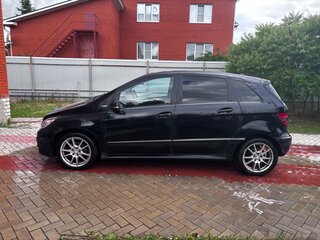 2009 Mercedes-Benz B-Класс 180 I (W245), чёрный, 800000 рублей, вид 4