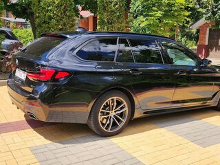 2020 BMW 5 серии 530i xDrive VII (G30/G31/G38) Рестайлинг, чёрный, 4350000 рублей, вид 3
