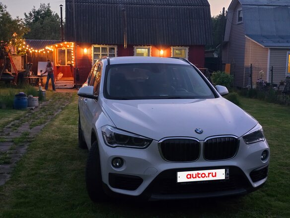 2019 BMW X1 20i xDrive II (F48), белый, 2649000 рублей