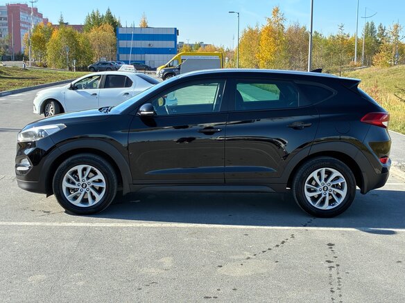 2016 Hyundai Tucson III, чёрный, 2000000 рублей - вид 7