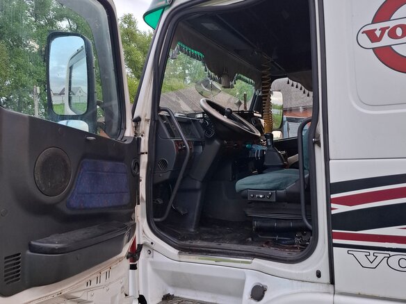 1995 Volvo FH, белый, 800000 рублей - вид 14