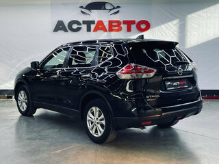 2017 Nissan X-Trail III, чёрный, 1820000 рублей, вид 4