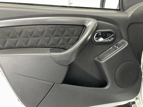 2016 Renault Duster I Рестайлинг, белый, 1030000 рублей - вид 15
