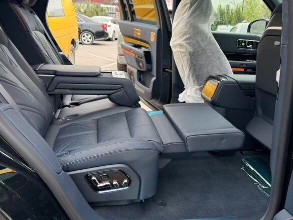 2026 Zeekr 9X 70 kWh, чёрный, 13050000 рублей - вид 13