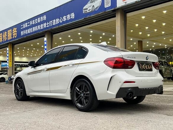 2023 BMW 1 серии 120i III (F52) Рестайлинг, белый, 1415333 рублей - вид 3