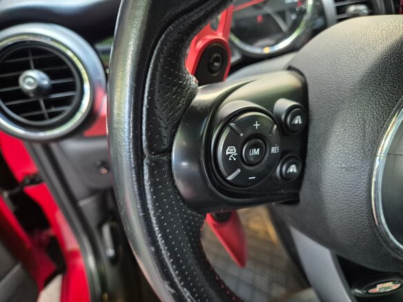 2015 Mini Hatch JCW III (F55/F56), красный, 1990000 рублей - вид 9