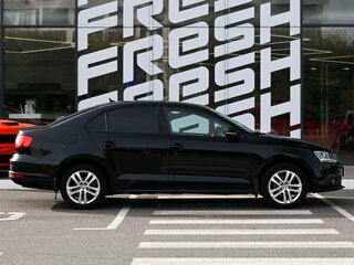 2011 Volkswagen Jetta VI, чёрный, 898000 рублей, вид 5
