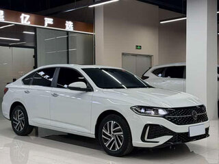 2023 Volkswagen Lavida III Рестайлинг, белый, 1258999 рублей, вид 3