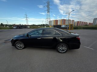 2016 Toyota Camry VII (XV50) Рестайлинг, чёрный, 1600000 рублей, вид 4