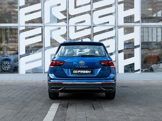 2021 Volkswagen Tiguan II Рестайлинг, синий, 2730000 рублей, вид 4