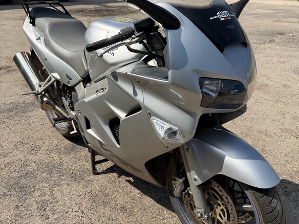 2001 Honda VFR 800, серебристый, 550000 рублей - вид 4